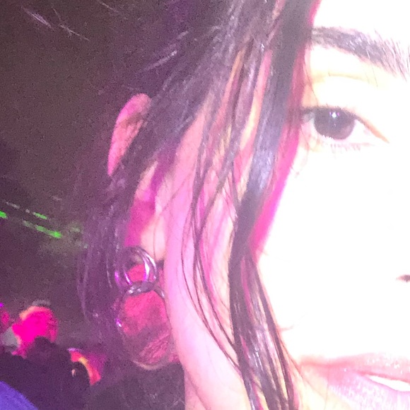 Meet your Posher, Leigh - Picture 1 of 1